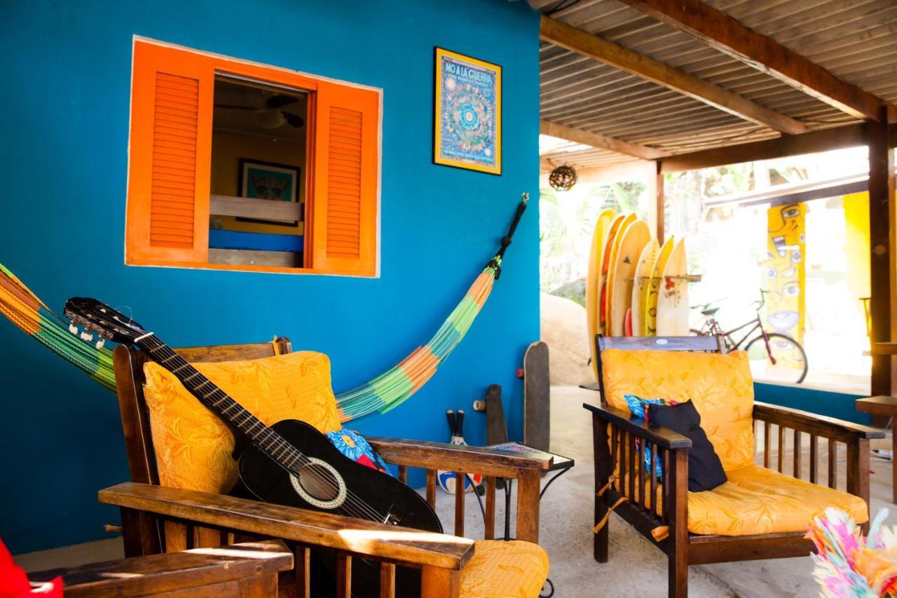 Sintonia Surf Hostel E Bar Ubatuba Ngoại thất bức ảnh