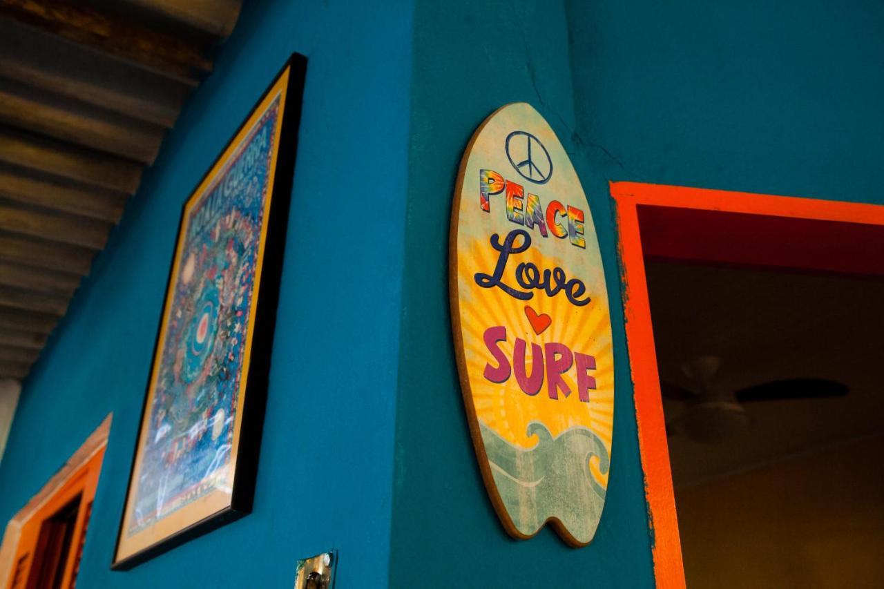 Sintonia Surf Hostel E Bar Ubatuba Ngoại thất bức ảnh