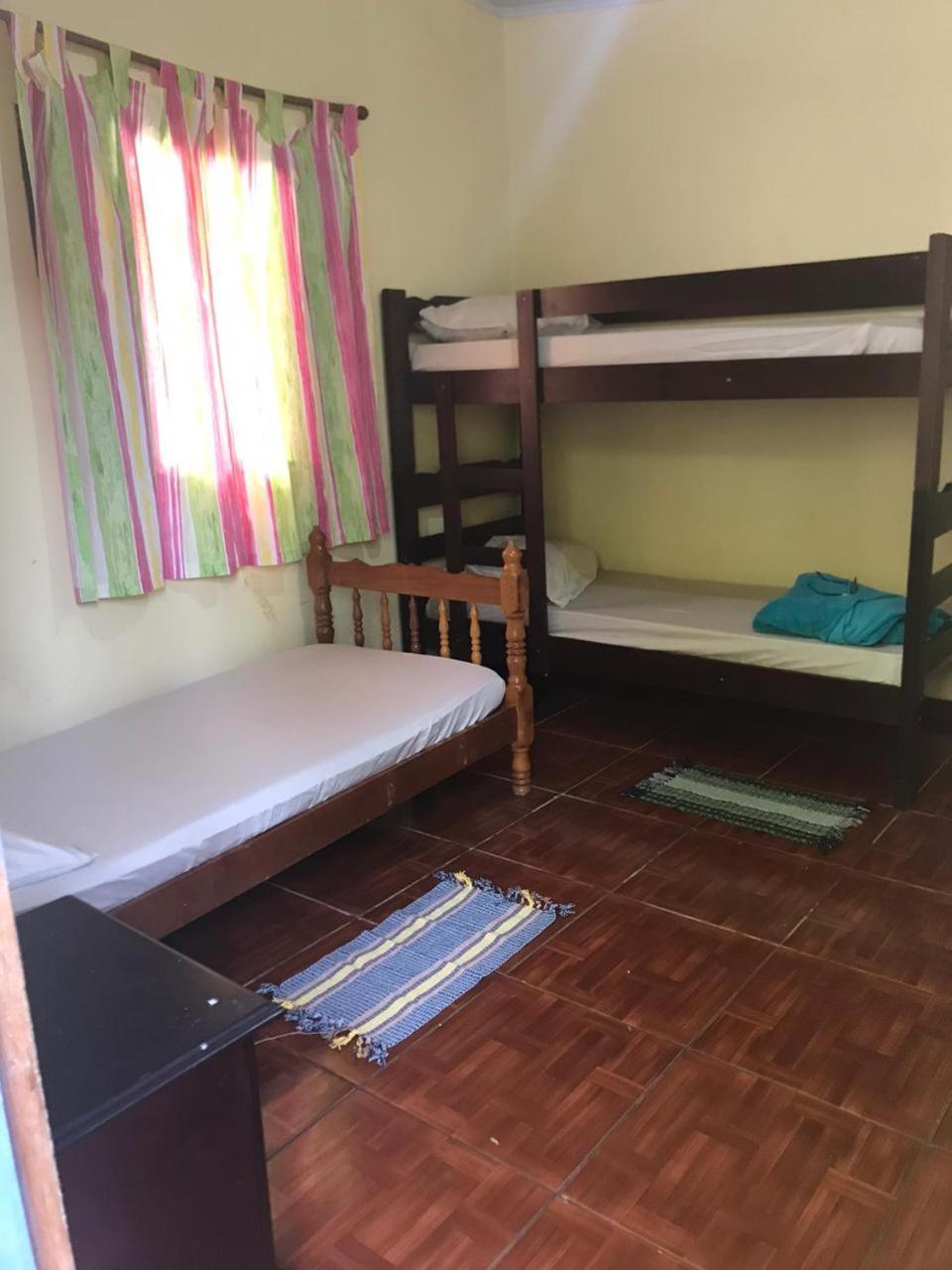 Sintonia Surf Hostel E Bar Ubatuba Phòng bức ảnh